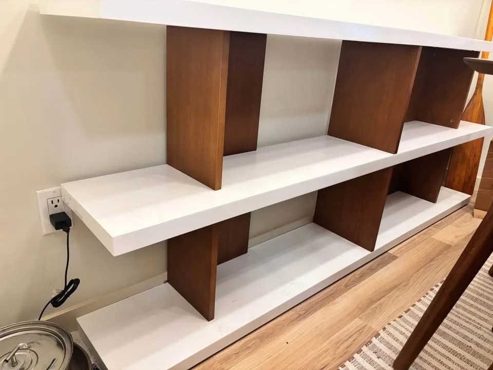 Structube Whistler Bookcase image indicator(4)