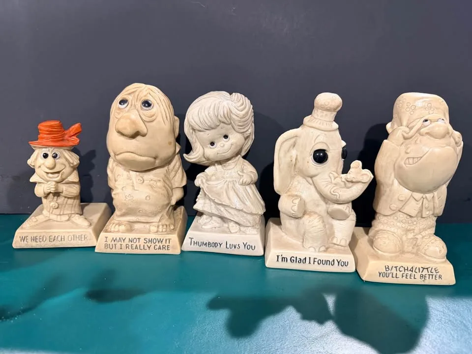 Vintage 1970s Russ Wallace Berries & Paula Figures, 33 image indicator(4)