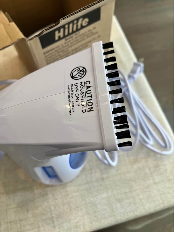 Portable Garment Steamer - photo 4