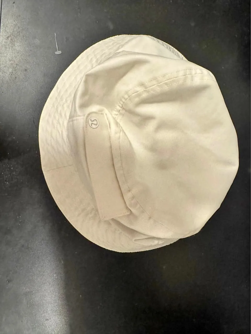 Lululemon hat thumbnail