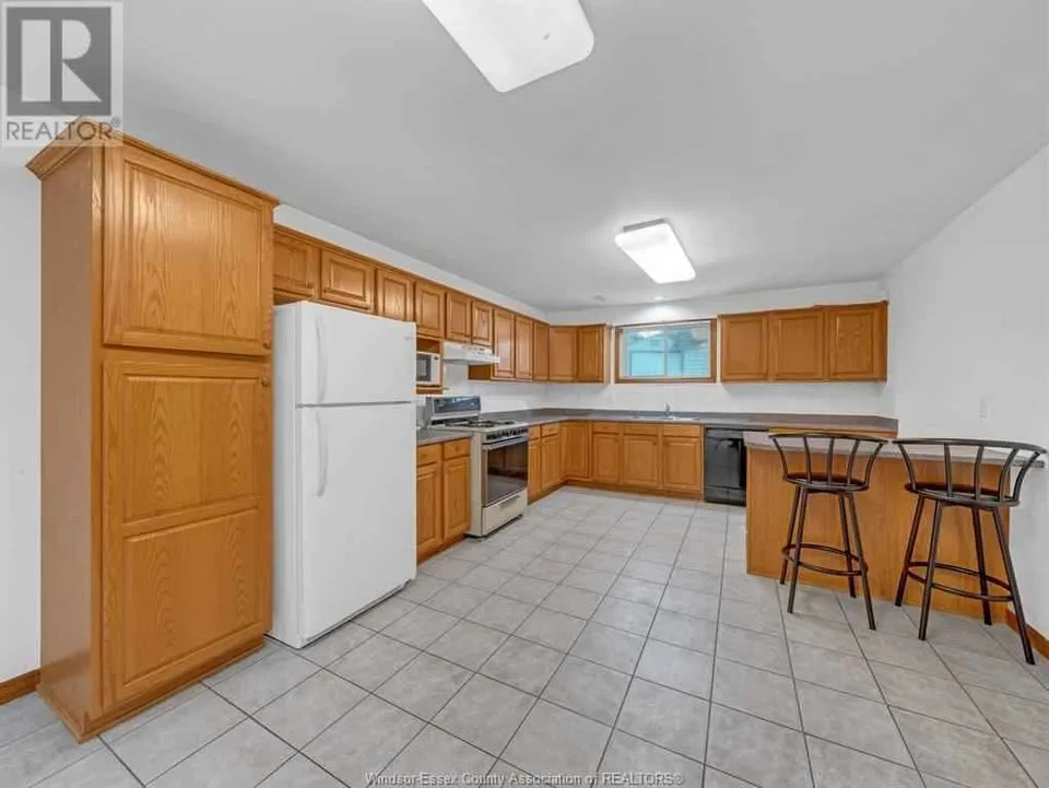 2 Beds 1 Bath - House image indicator(6)