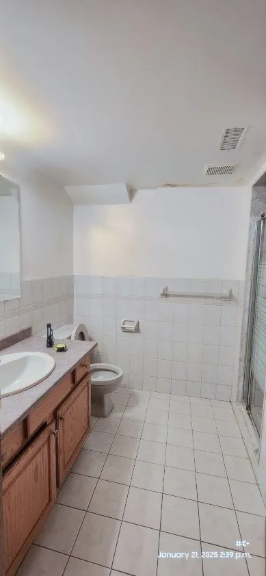 2 Beds 1 Bath - House image indicator(7)