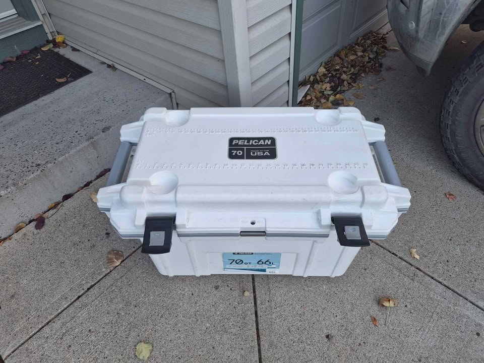 70qt/66L Pelican Elite Cooler - photo 2