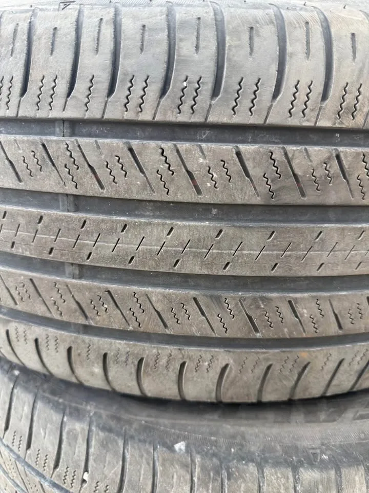 Falken All season Tires ziex ct60 275/45r21 image indicator(3)