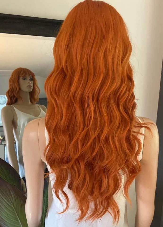 NWOT Long Layered Copper Ginger Orange Wig w Bangs 2147 - photo 3