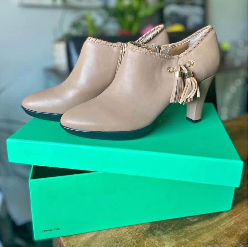 NEW IN BOX: J.Renee Leather Heeled Booties Nude (Size 9)