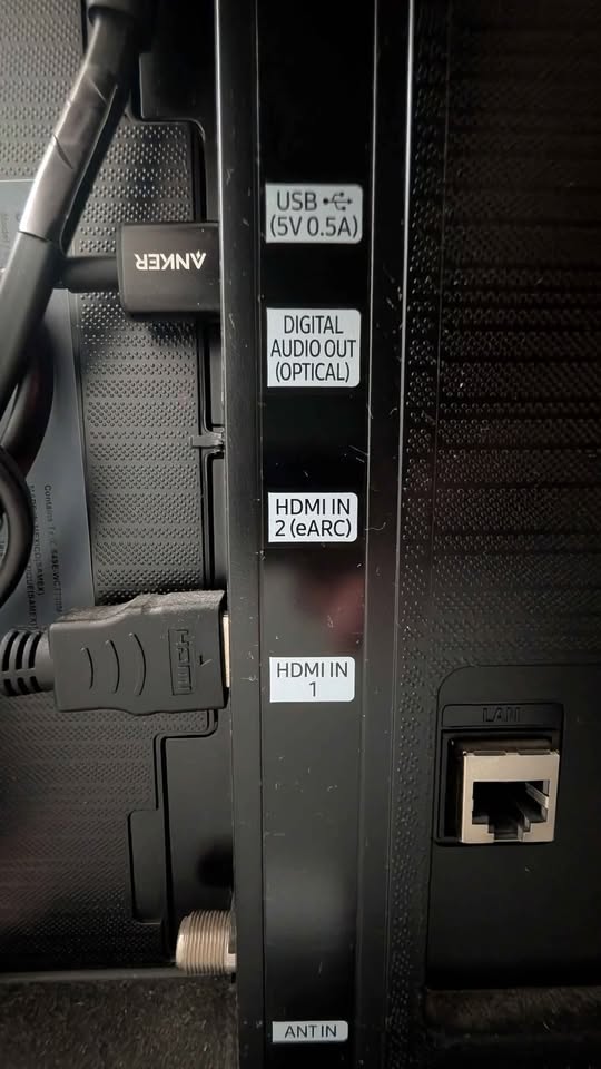 Samsung 50" Smart TV - photo 3