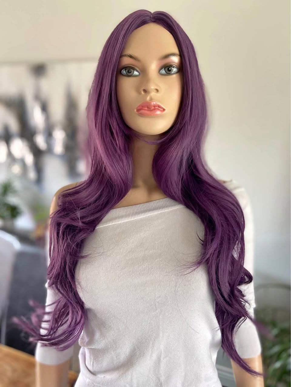 NWOT34” Long Wavy Purple Synthetic Wig (2287)