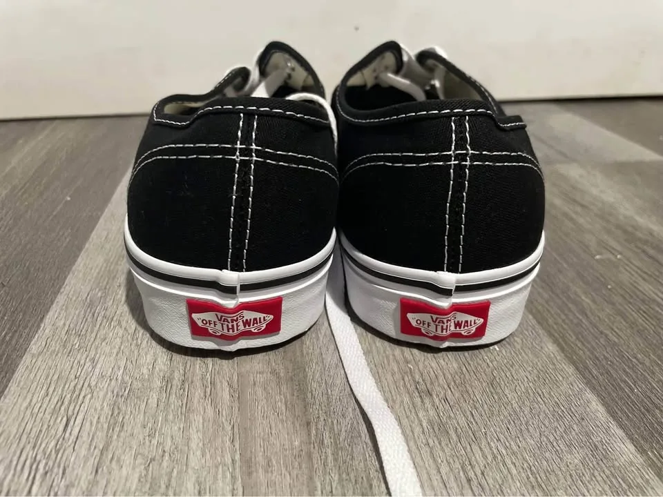 Brand new black canvas Vans! image indicator(3)