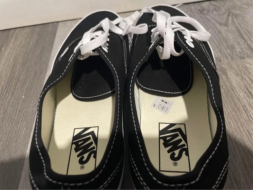 Brand new black canvas Vans! image indicator(4)