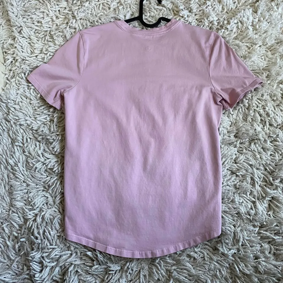 Lululemon Love Crew Short Sleeve T-shirt - Size 4 image indicator(2)