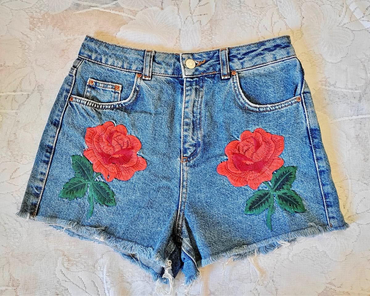 Topshop Rose Denim Shorts - Size 8 - photo 2