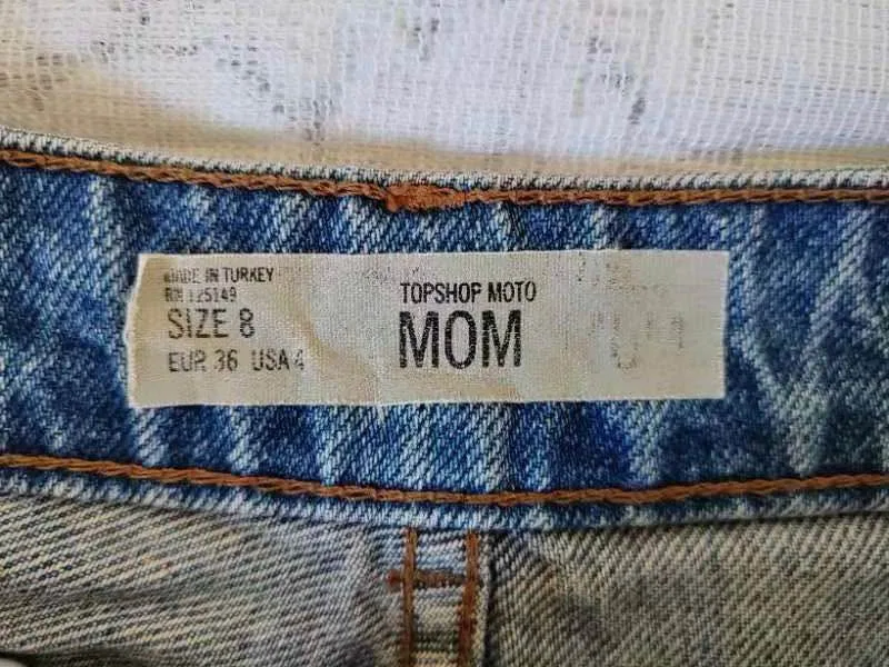 Topshop Rose Denim Shorts - Size 8 image indicator(4)