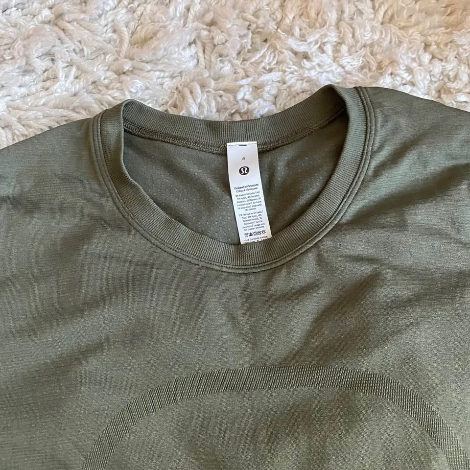 Lululemon Swiftly Relaxed Long Sleeve Shirt - Size 4, Army Green image indicator(5)