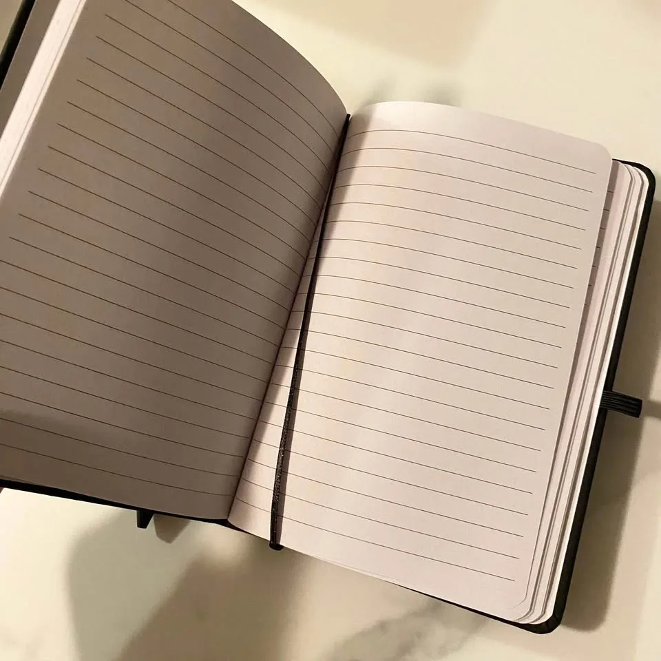 Uber Notebook and Pen Bundle NEW image indicator(3)