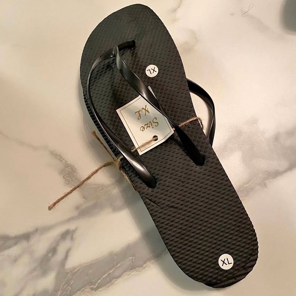 NWT Flip Flop - Unisex, Size XL