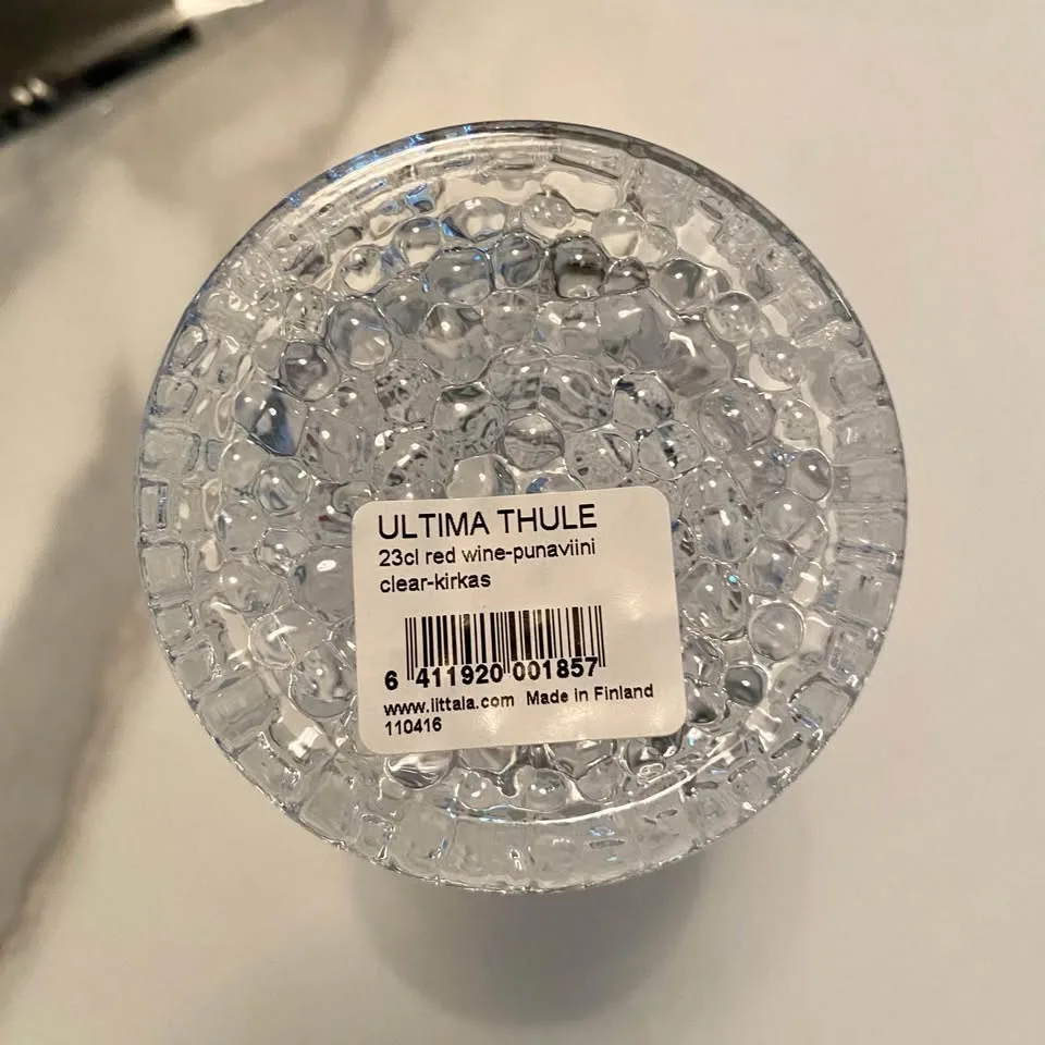 iittala Finnish Glassware - Wine Glasses image indicator(2)