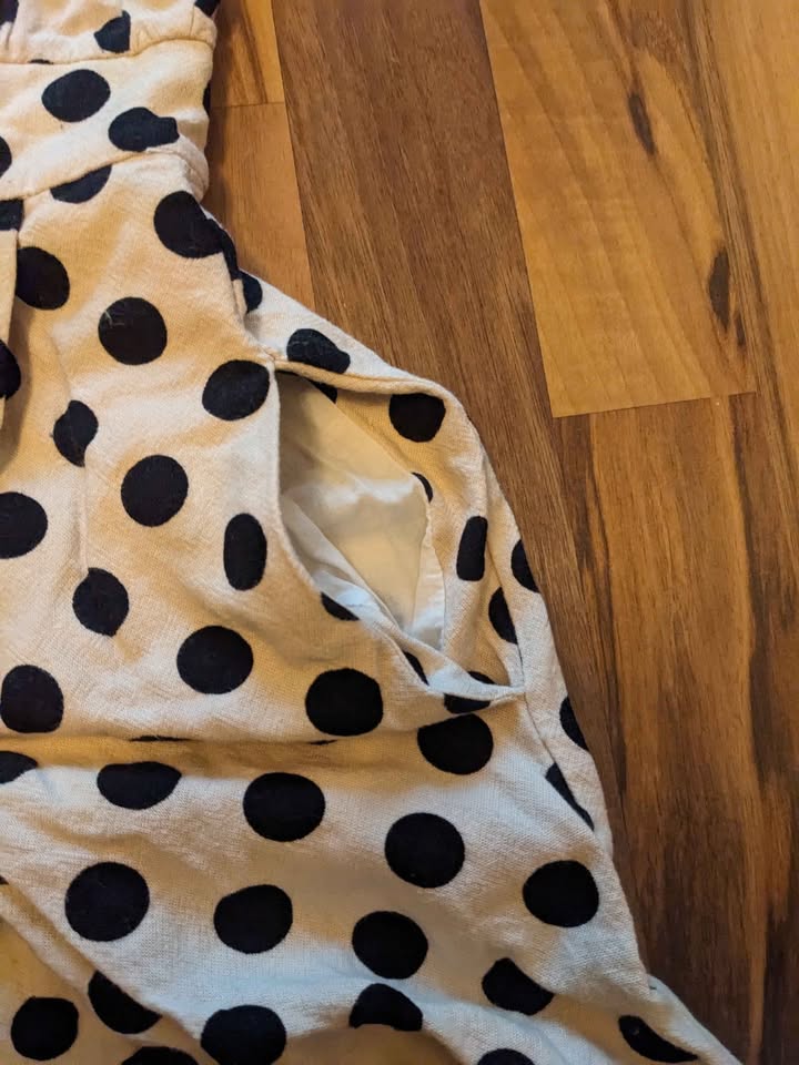 Woven polka dot shorts romper - photo 4