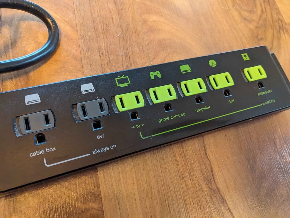 Tricklestar Advanced power strip - photo 2