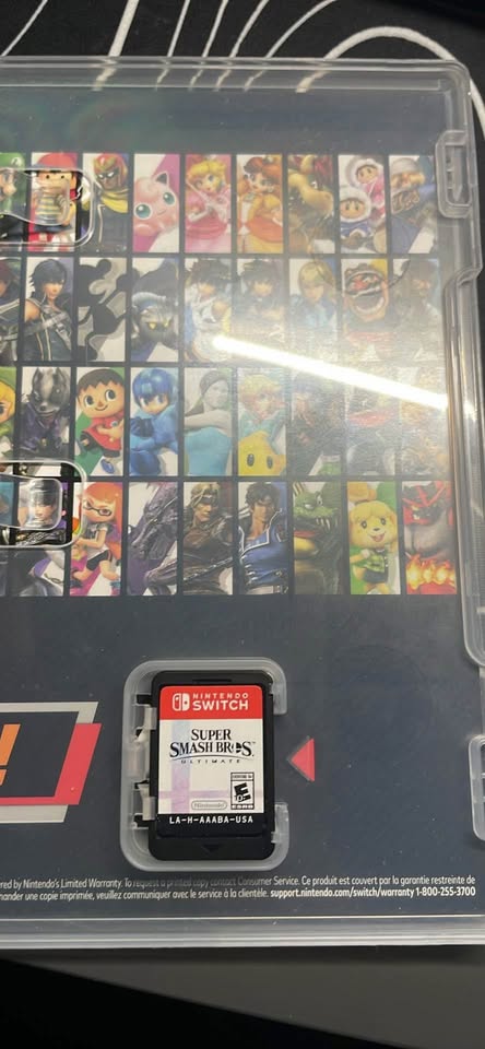 Selling Nintendo switch with 3 games and a controller - photo 3
