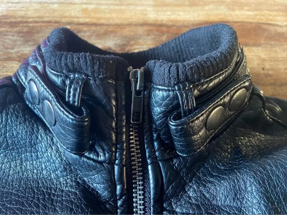 EUC Unisex Boys Girls Joe Fresh Black PU Leather Jacket image indicator(6)