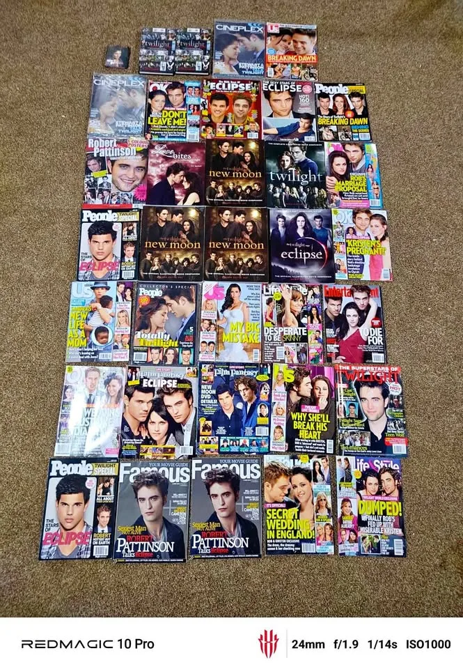 2008 -2012 Twilight Movie Collection Lot x35 thumbnail