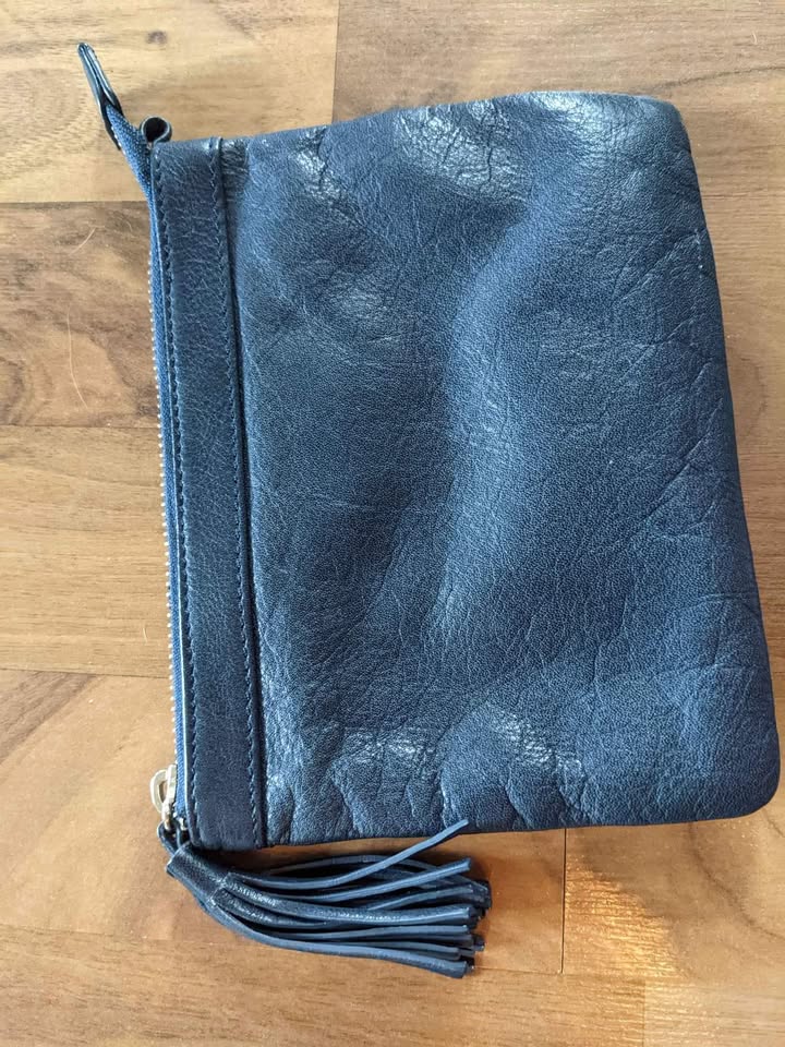 Real Leather Pouch/Clutch with metal studs - photo 3
