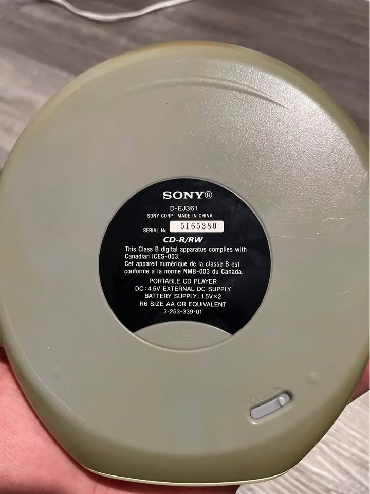 Sony Walkman CD player! ( Tested! ) - photo 3