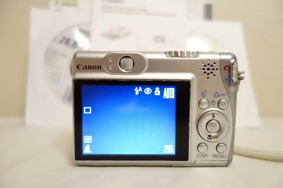 Canon A540 Digital Camera (PLEASE READ DESCRIPTION) image indicator(4)