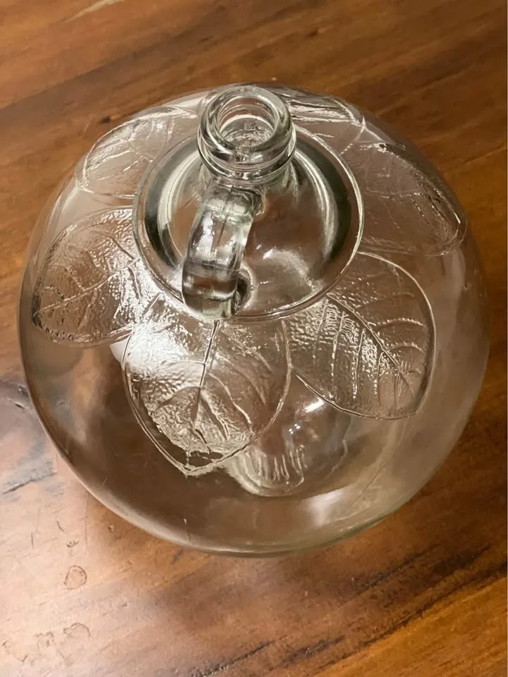 VINTAGE LAIRD & CO APPLE CIDER JUG Clear Glass Leaf Design image indicator(2)