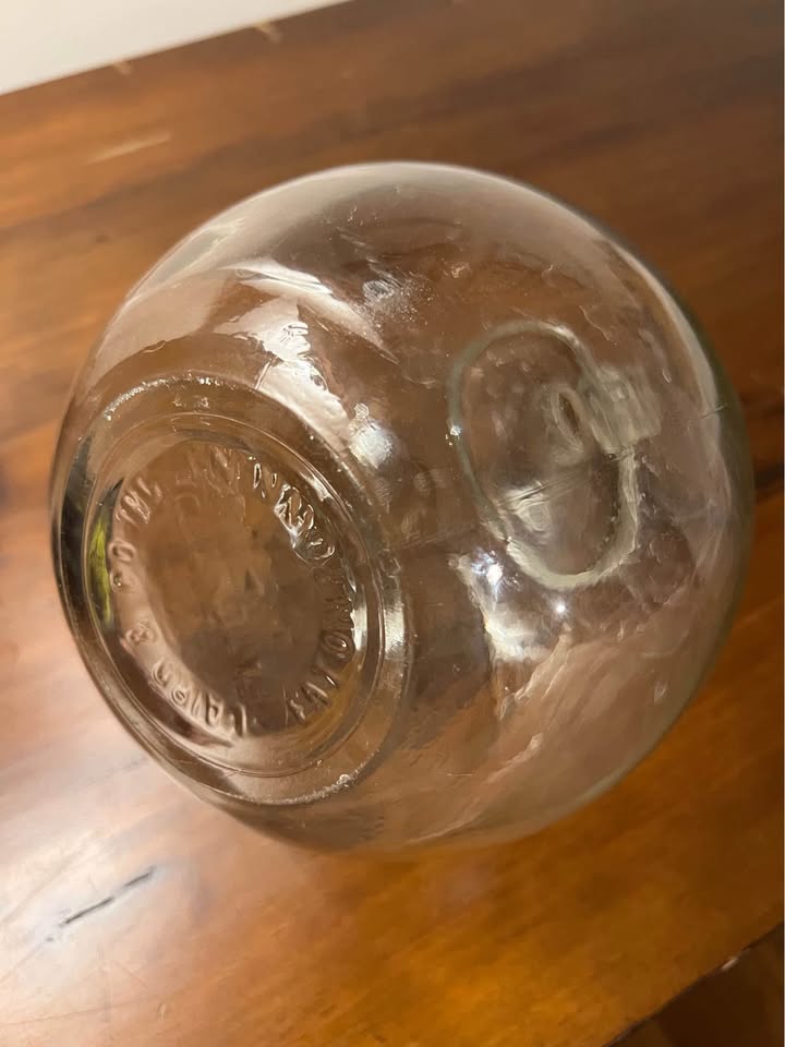 VINTAGE LAIRD & CO APPLE CIDER JUG Clear Glass Leaf Design - photo 4