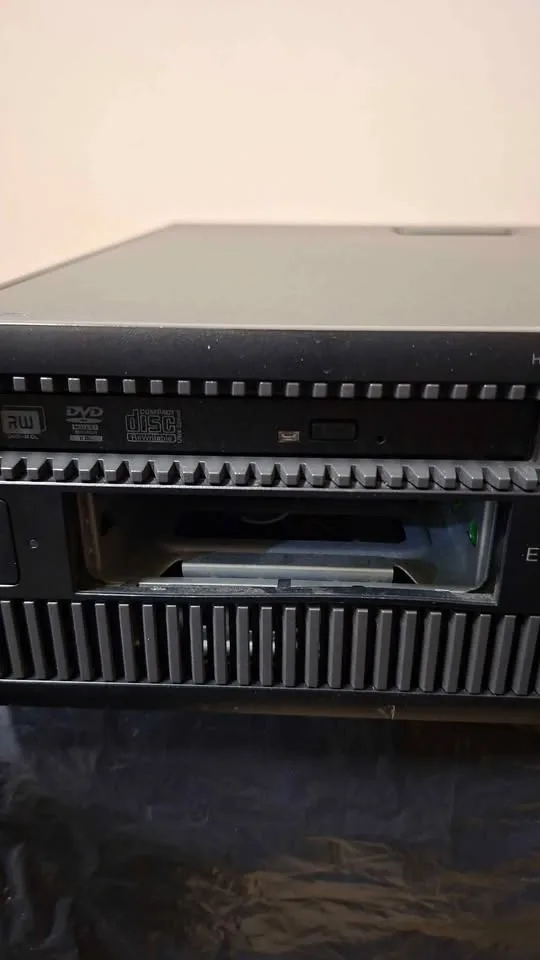 HP Elitedesk 800G1 PC, 128 GB SSD, 160GB HDD, Windows 11 Pro image indicator(3)