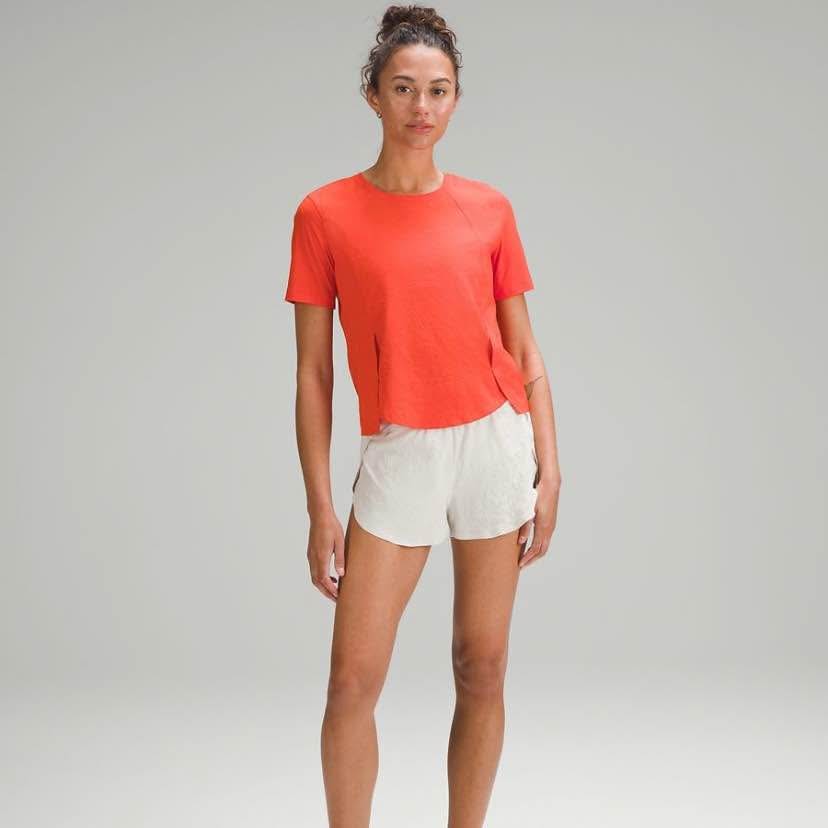Lululemon Short Sleeve Tee - photo 2