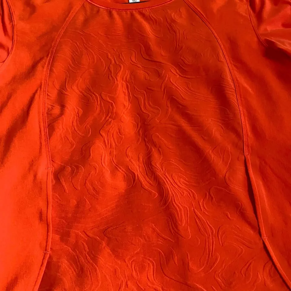 Lululemon Short Sleeve Tee image indicator(6)