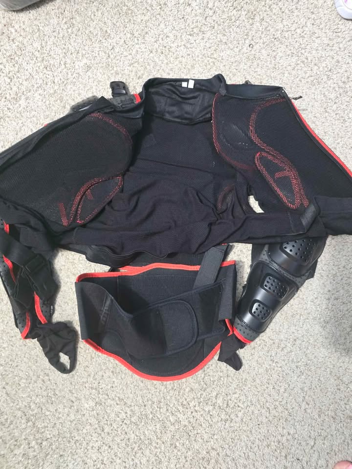 🎃 Halloween Brand New XL Motorcycle / Dirt Bike Armor Jacket - photo 2