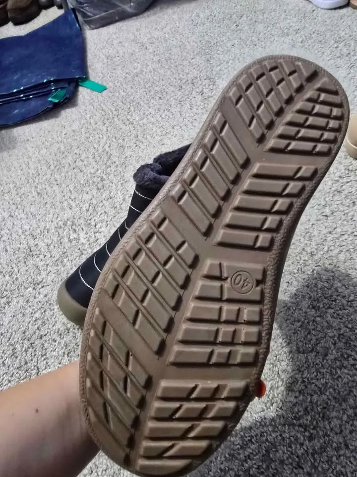 Brand New Size 8.5 Women’s Winter Warm Ankle Boots image indicator(3)