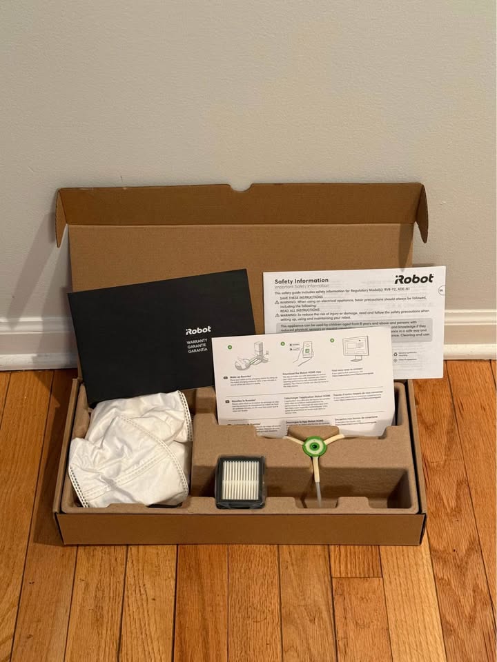 iRobot Roomba i7+ Robot Vacuum - photo 4