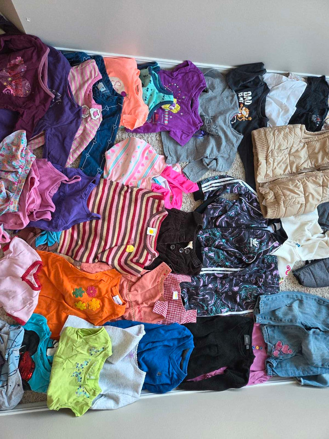 2T girl clothes for all season. Over 100pcs - photo 4
