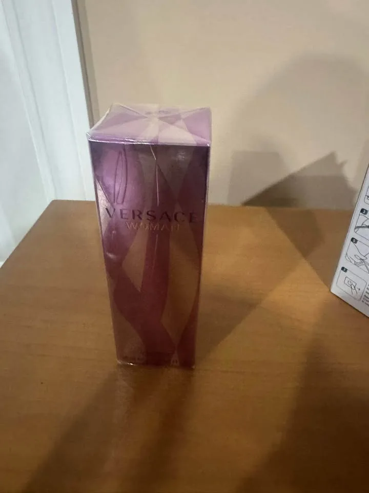 Assorted brand new perfumes image indicator(3)