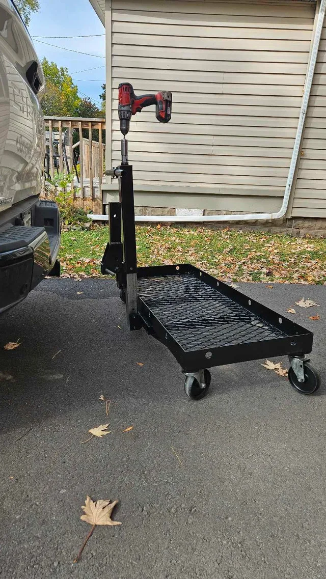 Screw Lift Cargo Carrier with Wheels