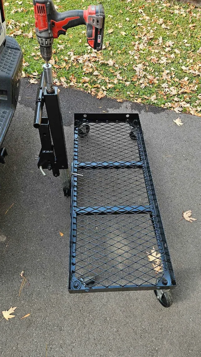 Screw Lift Cargo Carrier with Wheels image indicator(2)