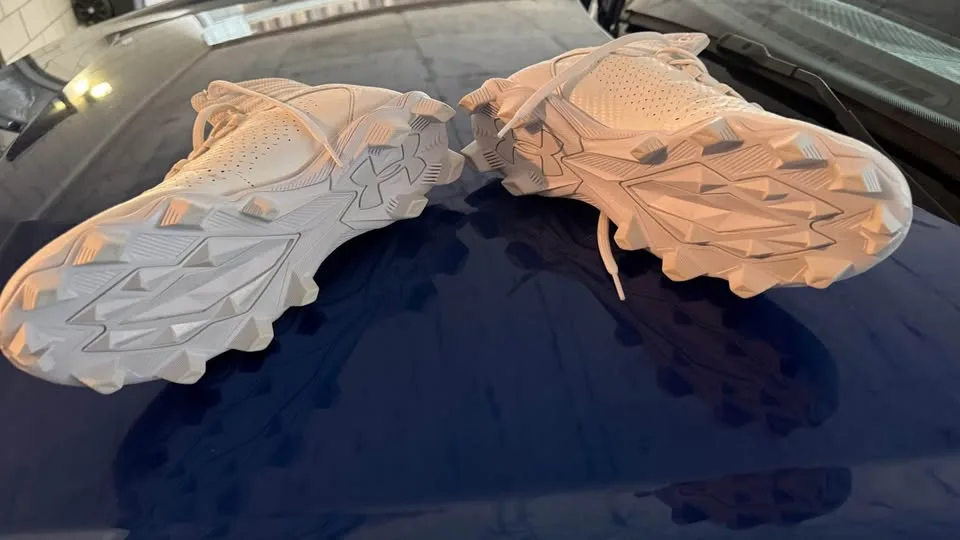 Under Armour Mens Highlight Franchise Rm 2.0 Football Shoe image indicator(3)