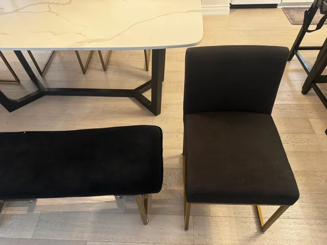 quartz kitchen table and chairs image indicator(2)