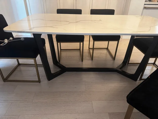 quartz kitchen table and chairs image indicator(3)