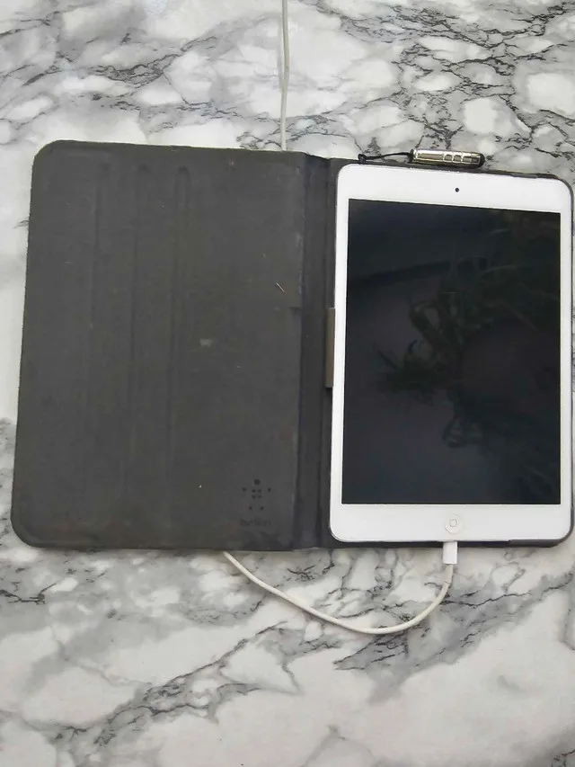 IPAD mini 32gb 1st generation thumbnail