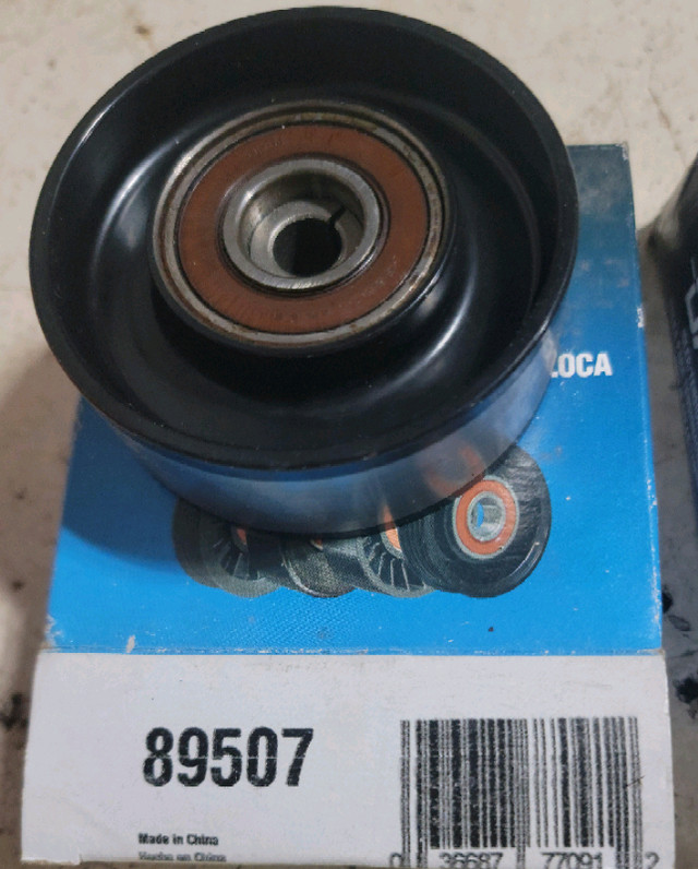 Idler tensioner pulley