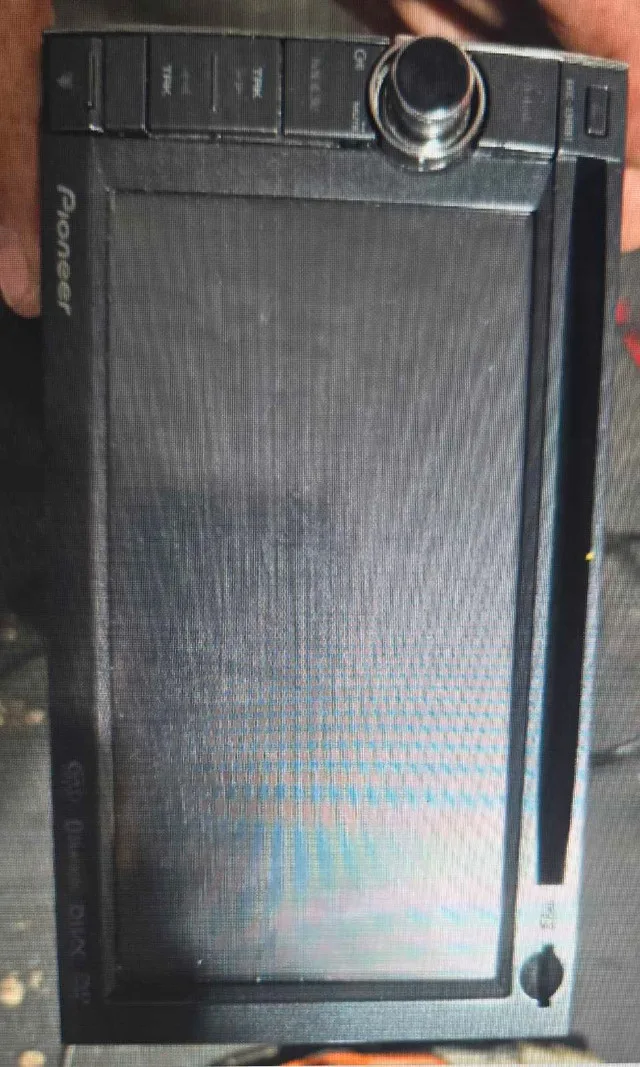 Pioneer AVIC-X940BT thumbnail