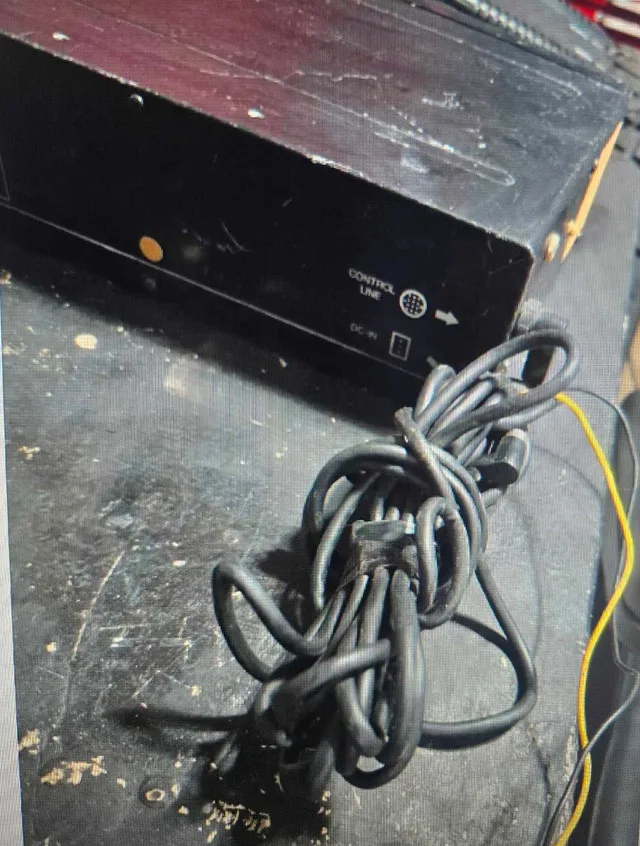 JVC KS-RX70 Receiver and 6 disc changer image indicator(6)