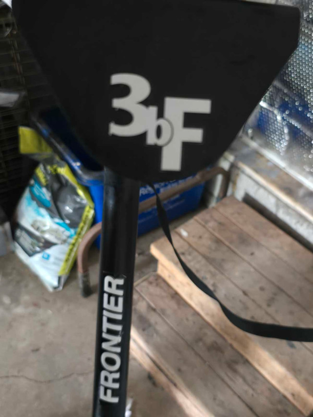 Frontier 3bF 3 bike hitch carrier