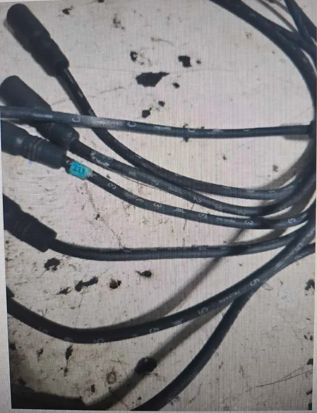 Spark Plug Wires image indicator(3)